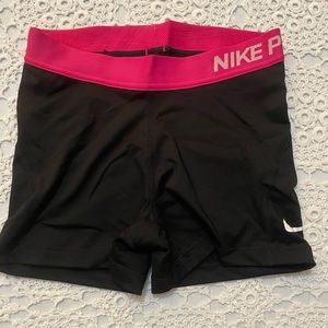 Nike Pro 3” shorts